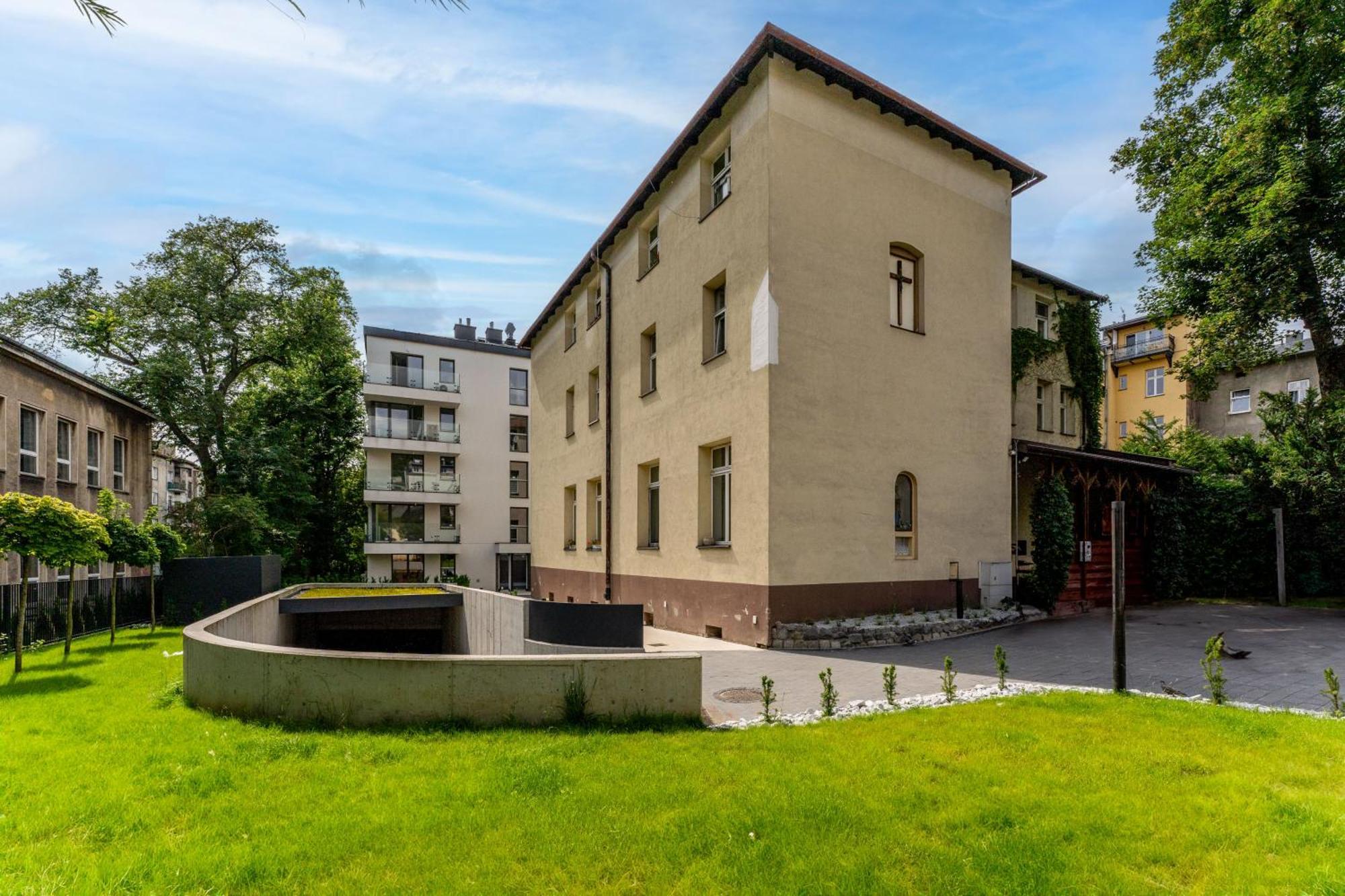 Apartment Old Town Krowoderska With Free Underground Garage Краков Экстерьер фото