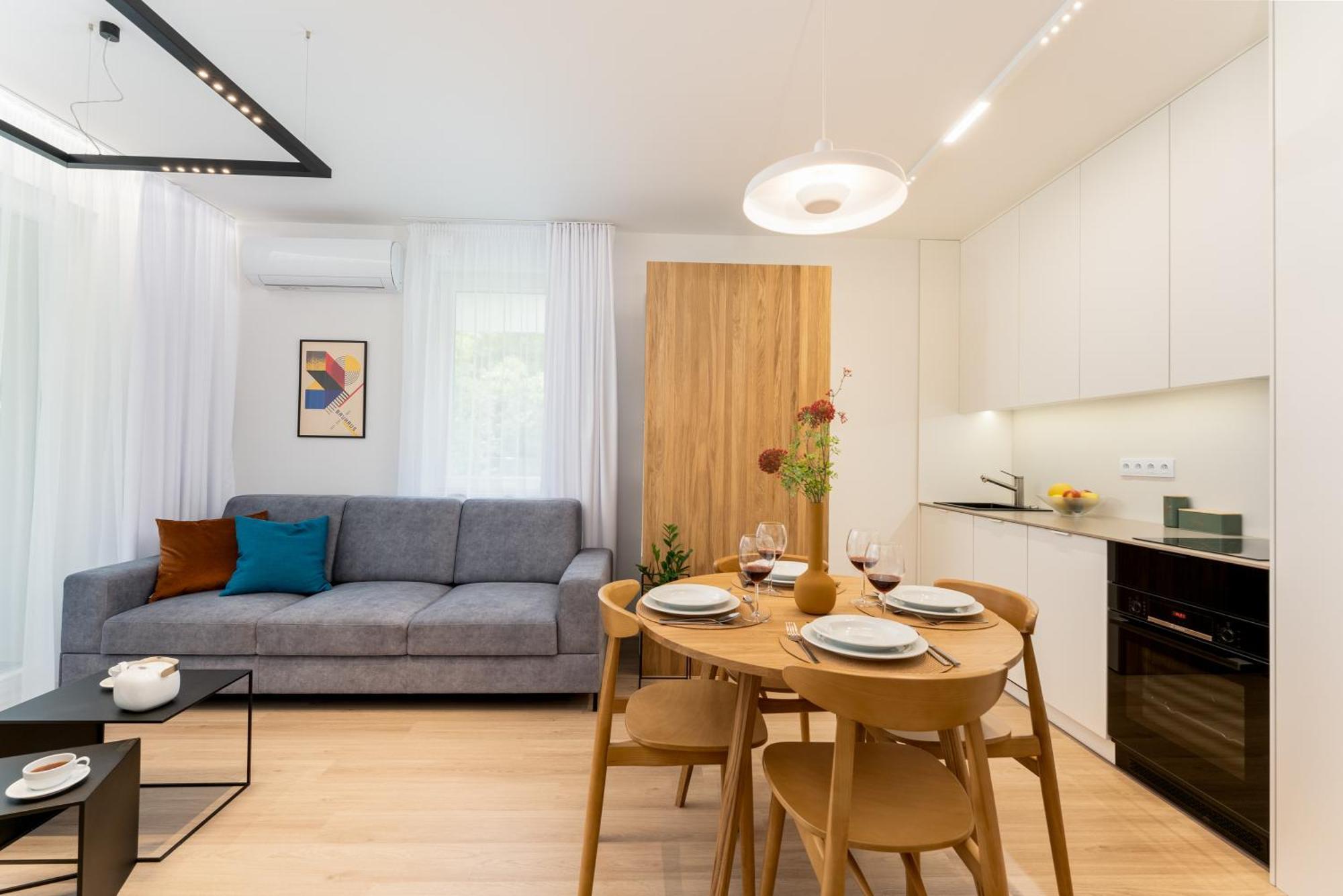 Apartment Old Town Krowoderska With Free Underground Garage Краков Экстерьер фото